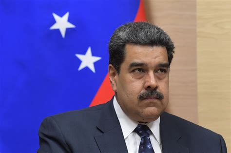 США отказались признавать власть Мадуро в Венесуэле