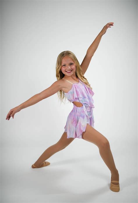 Ashley Anders | Our dancer 💜🤍 The Warehouse Dance Company | Instagram