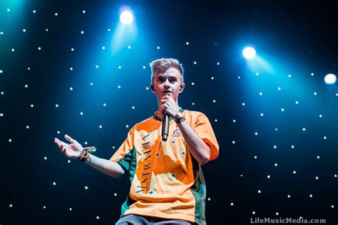 hq   jack jack performing  top jack jack updates