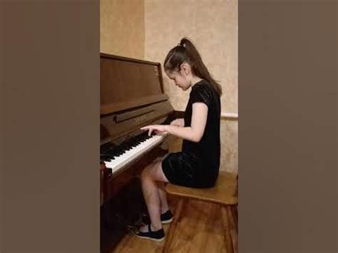 Симачева Алиса - П. И. Чайковский "Новая кукла" - YouTube