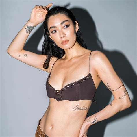 rina sawayama age height weight measurements