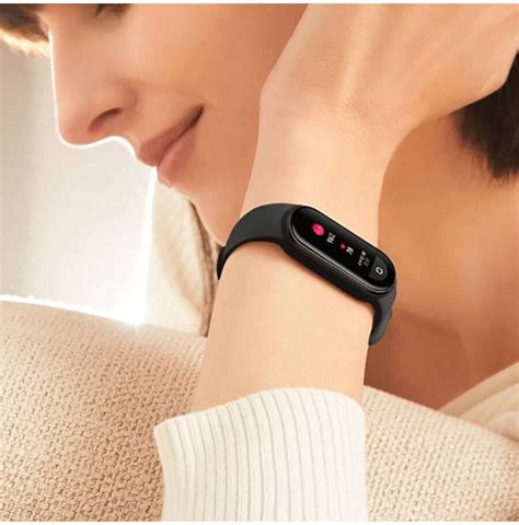 Умный браслет Xiaomi Mi Smart Band 6 NFC CN, черный — купить в интернет ...