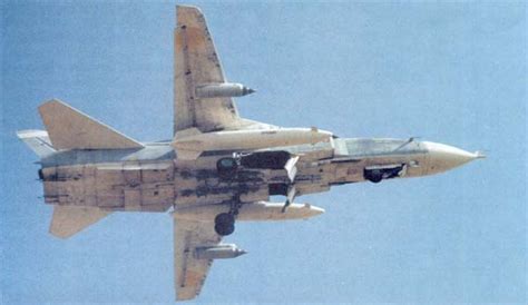 Су-24 фронтовой бомбардировщик