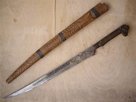 Длинный нож, Океания-Индонезия? : Историческое холодное оружие