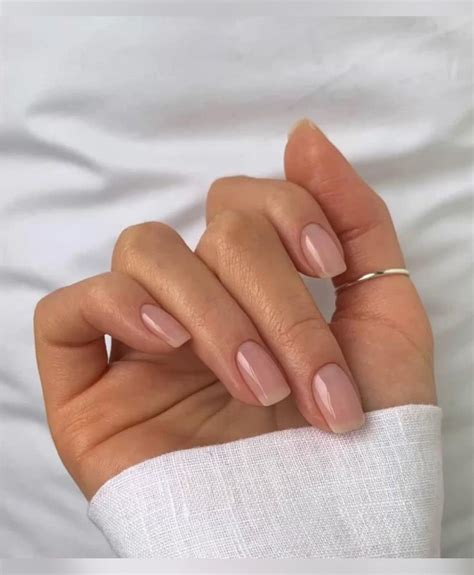 Simple manicure 💅 | Дизайнерские ногти, Натуральные ногти, Красивые ногти