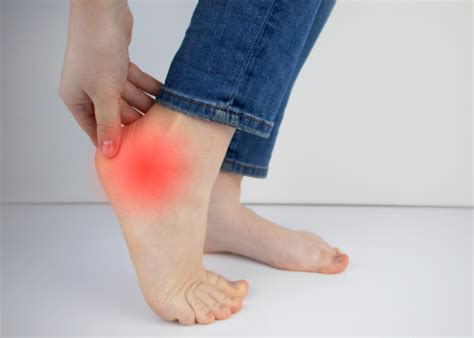 how to cure heel pain at home