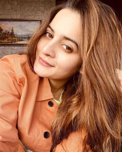 aiman khan age height measurement bra size bio wealth