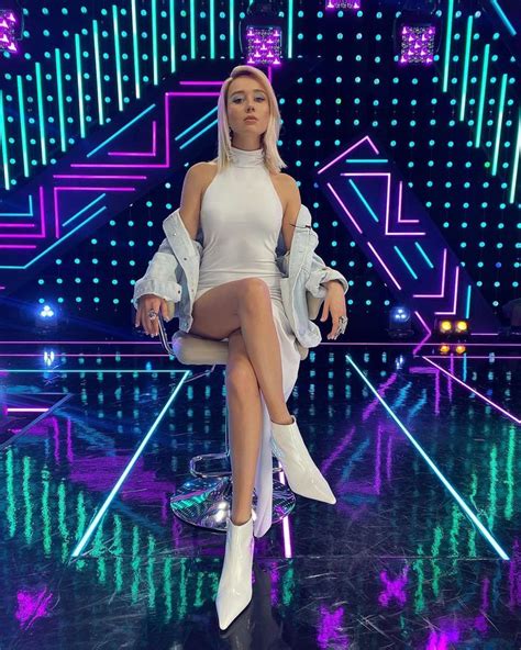 Клава Кока - слив горячих фото для плейбой и интимок 2021