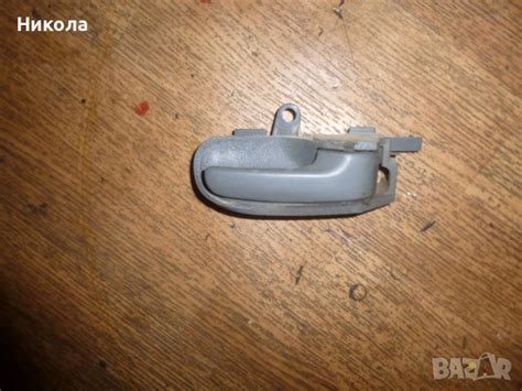 Задна дясна дръжка за отваряне врата Пежо 107 в Части в гр. София ...