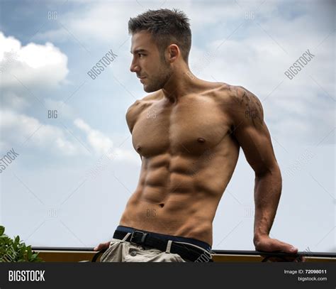 Handsome Shirtless Image & Photo (Free Trial) | Bigstock