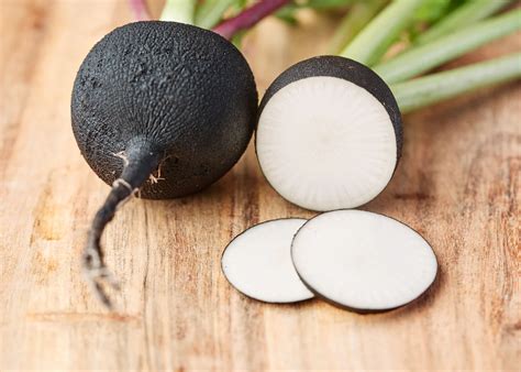 Black Radish – Benefits, Origin, Sources And Detoxify Your Body