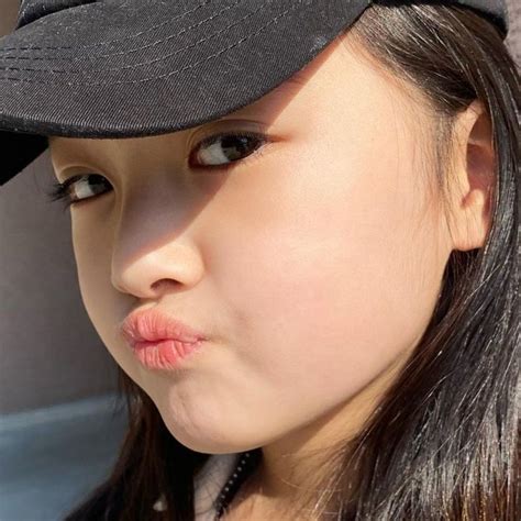 ootd kwon yuli  cute  ulzzang  korea