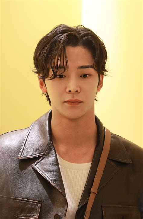 Ro Woon | Handsome actors, Sf9 rowoon, Korean men