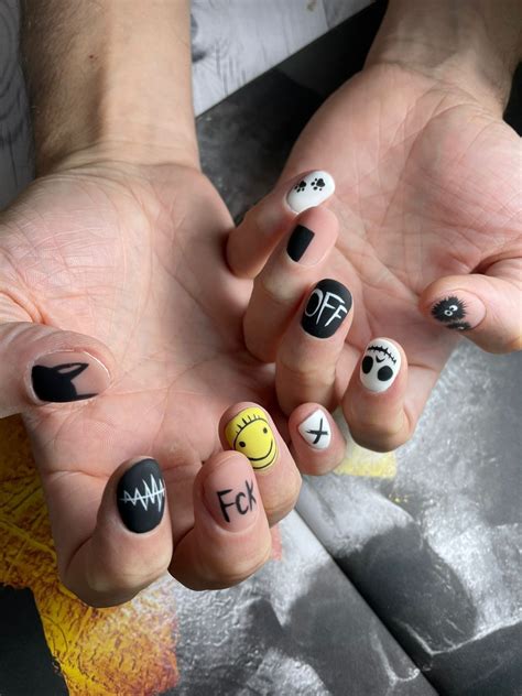 Nageldesigns selbermachen | Mens nails, Minimal nails art, Men nail polish
