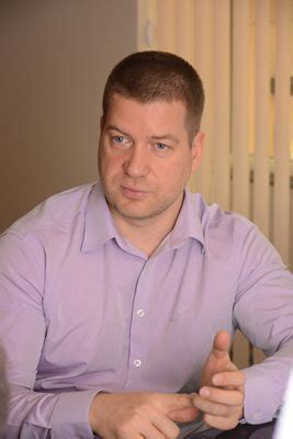 Въпреки многото задачи кметът на Стара Загора ще почерпи колегите си