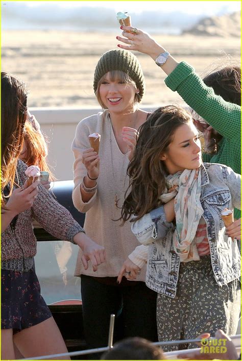 taylor swift   video shoot photo  taylor swift