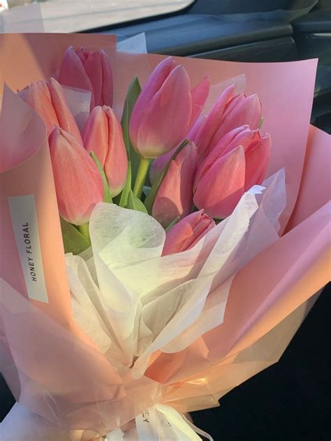 Épinglé sur ꒰ flower ꒱ ⁠°。 | Photographie de fleurs, Bouquet tulipes ...