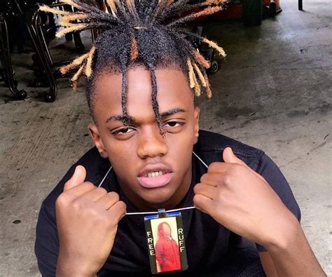 JayDaYoungan Biography - Facts, Childhood, Family Life & Achievements