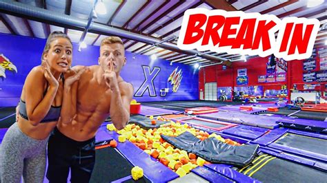 BREAKING INTO A GYMNASTICS GYM! *CAUGHT* - YouTube
