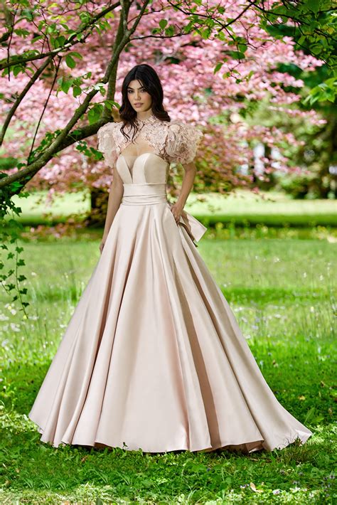 10 Tendenze Matrimonio 2025: Idee Innovatrici e Uniche!