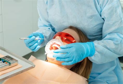Лікування ясен в стомат клініці ESTOMATOLOGY
