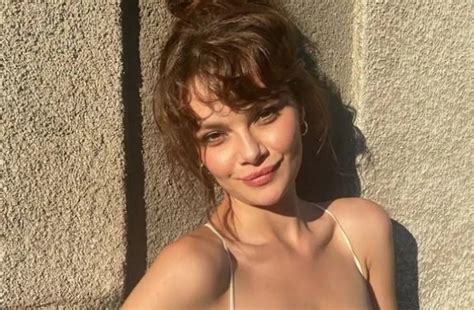 Sinem Ünsal kimdir? Sinem Ünsal hayatı ve biyografisi! Sinem Ünsal kaç ...