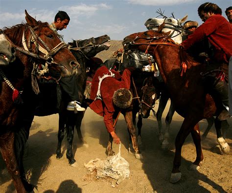 Buzkashi: "goat grabbing" is the national sport of Afghanistan - Big ...
