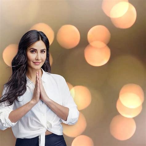 Katrina Kaif Biography, Age, Husband, Marriage, Movies, Wiki