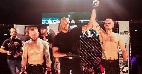 Norway's Johnsen Wins Pro Debut with 17 Second TKO