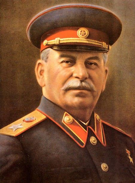 Пин от пользователя 이 킨 на доске 짤 в 2023 г | Серп и молот, Советский ...