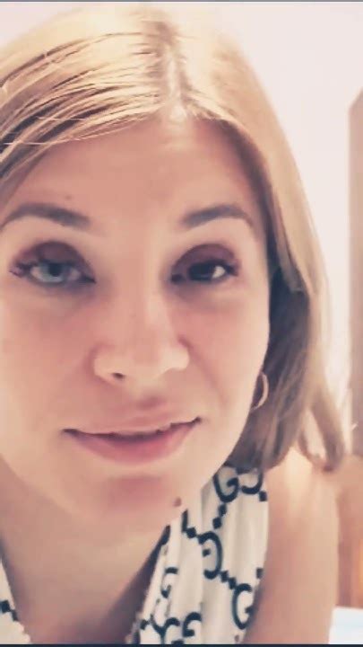 В следующем видео покажу как снимать линзы с длинными ногтями # ...