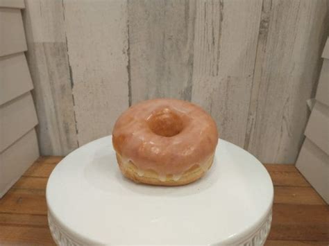 Glaze Donut - We Decorate Kakes