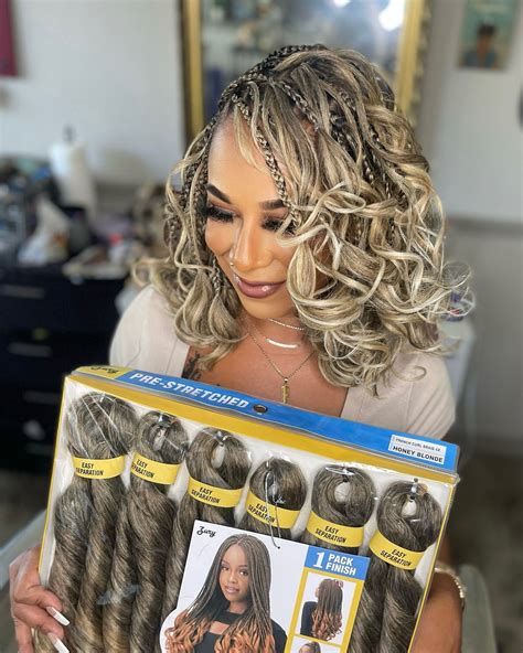Stylists Are Reacting To French Curl Human Hair Availability - Ruka Hair