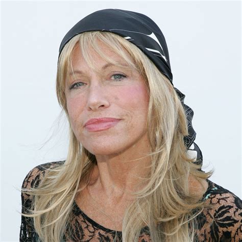 How Tall Is Carly Simon