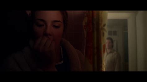 Трейлер фильма Русалка на суше (2019) - YouTube