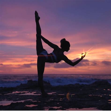 simple yoga quotes #yogainspiration Dance Photography Poses, Gymnastics ...
