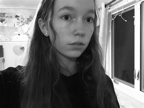 finally turned 18 and the first thing i did was get my nose done