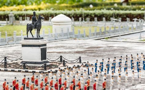 King Chulalongkorn Monument in Mini Siam Park. Thailand Editorial Stock ...