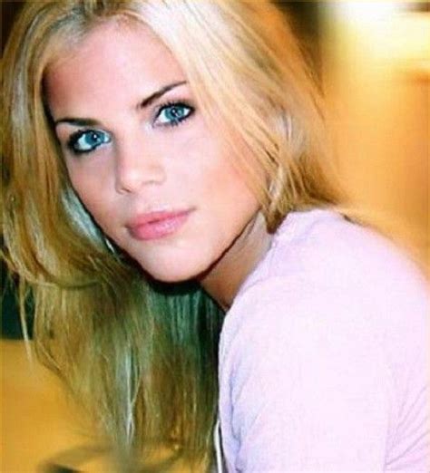 Elin Nordegren: Tiger Woods' Ex-Wife Dating Billionaire Son | IBTimes