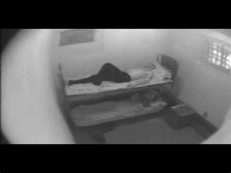 Челах в тюремной камере! - YouTube