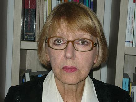 Соња Бисерко: Цела српска историја је велика лаж - Стање ствари