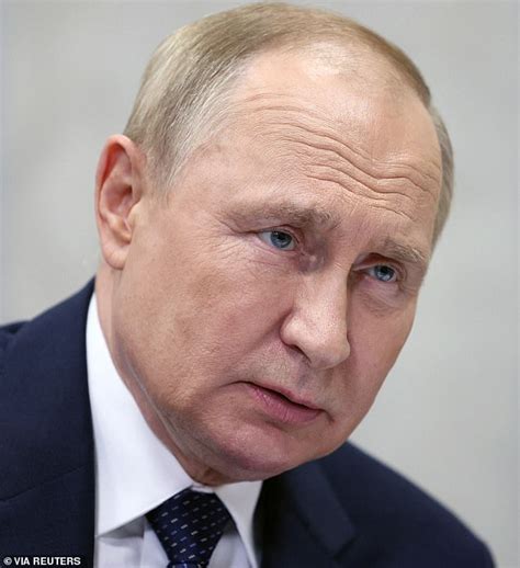 Key Putin ally Medvedchuk FREED in Ukrainian captives swap - Hot ...