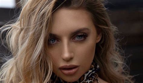 Ava Louise - Bio, Age, Height, Wiki | Models Biography