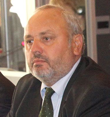 За ЧЕЗ, енергийното регулиране и политическото манипулиране