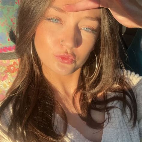 Madi (@madi._ahrlin) • Threads, Say more
