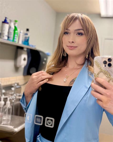 Sara Blake Alton (@blakelovely_) • Instagram photos and videos