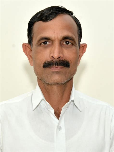 Shantaram In Gujarati 5