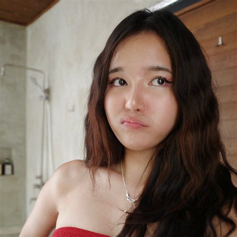 Chichi - Chichi added a new photo.