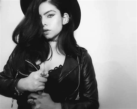 Melany Ivanov ️ Live Cams | Skype, Teams, Discord & Telegram