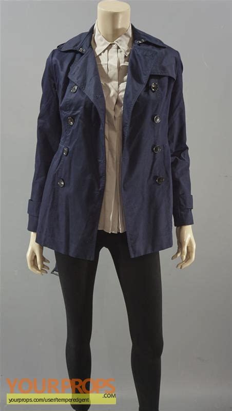 Sleepy Hollow Diana Thomas (Janina Gavankar) Screen-Worn Coat, Shirt ...